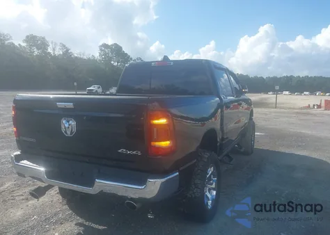 2020 Ram 1500 Big Horn 4X4 5'7 Box from USA, damaged, VIN 1C6SRFFT7LN113767